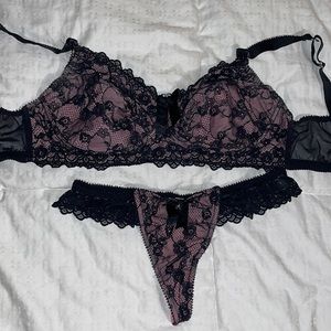 Hot milk maternity bra and thong removable clasp to nurse